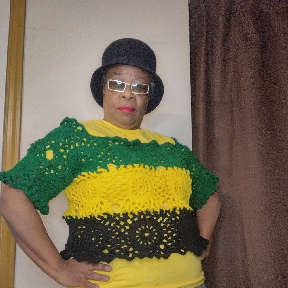Jamaican pullover